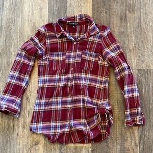 Derek Heart flannel medium dark red blue fall colors medium